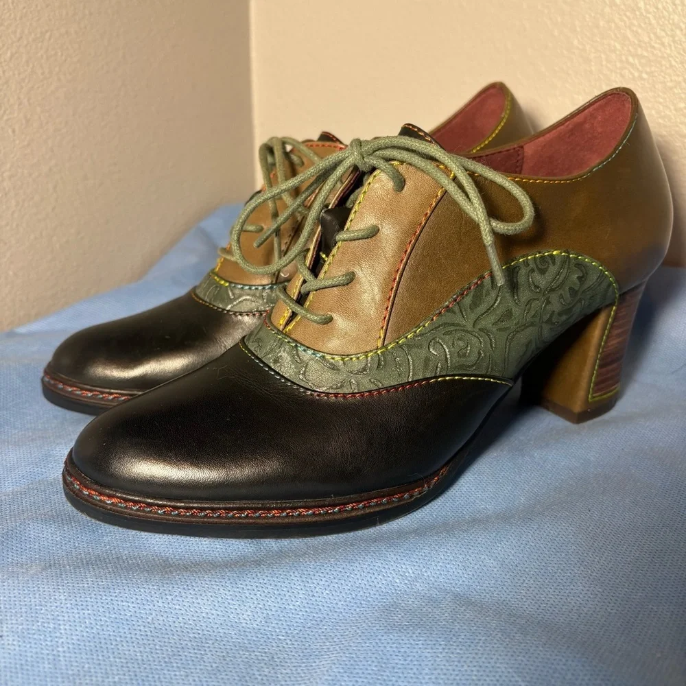 L’Artiste Lavada Bootie by spring step heeled Oxford, hand painted leather - Picture 4 of 16